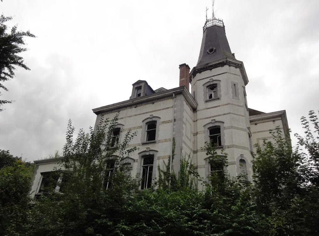 Castle Rochendael, Belgium